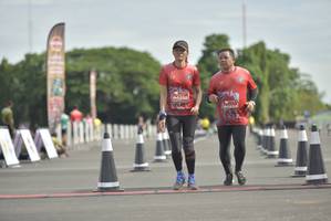 BIB: 0232, 233
                            <button type="button" onclick="openModal(4950763)" class="btn btn-primary btn-sm float-right btn-popup" data-toggle="modal" data-target=".modal-high-quality">
                        <i class="fas fa-shopping-cart"></i> Add to Cart
                    </button>
                                            <button type="button" onclick="isThisMe(4950763, true)" class="btn btn-success btn-sm float-right btn-popup btn-isme hidden" data-toggle="tooltip" data-placement="bottom" title="นี่คือรูปของคุณใช่ไหม คลิกที่นี่เพื่อเอาเข้าอัลบั้ม">
                        <i class="fas fa-plus"></i> Add to album
                    </button>
                    <button type="button" onclick="isThisMe(4950763, false)" class="btn btn-warning btn-sm float-right btn-popup btn-isnotme hidden">
                        <i class="fas fa-ban"></i> Remove from album
                    </button>